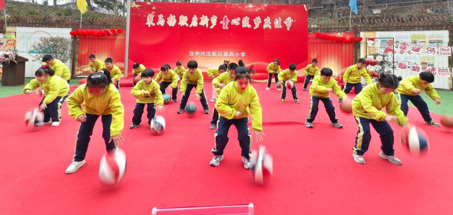 1767186105781031453.png image.png